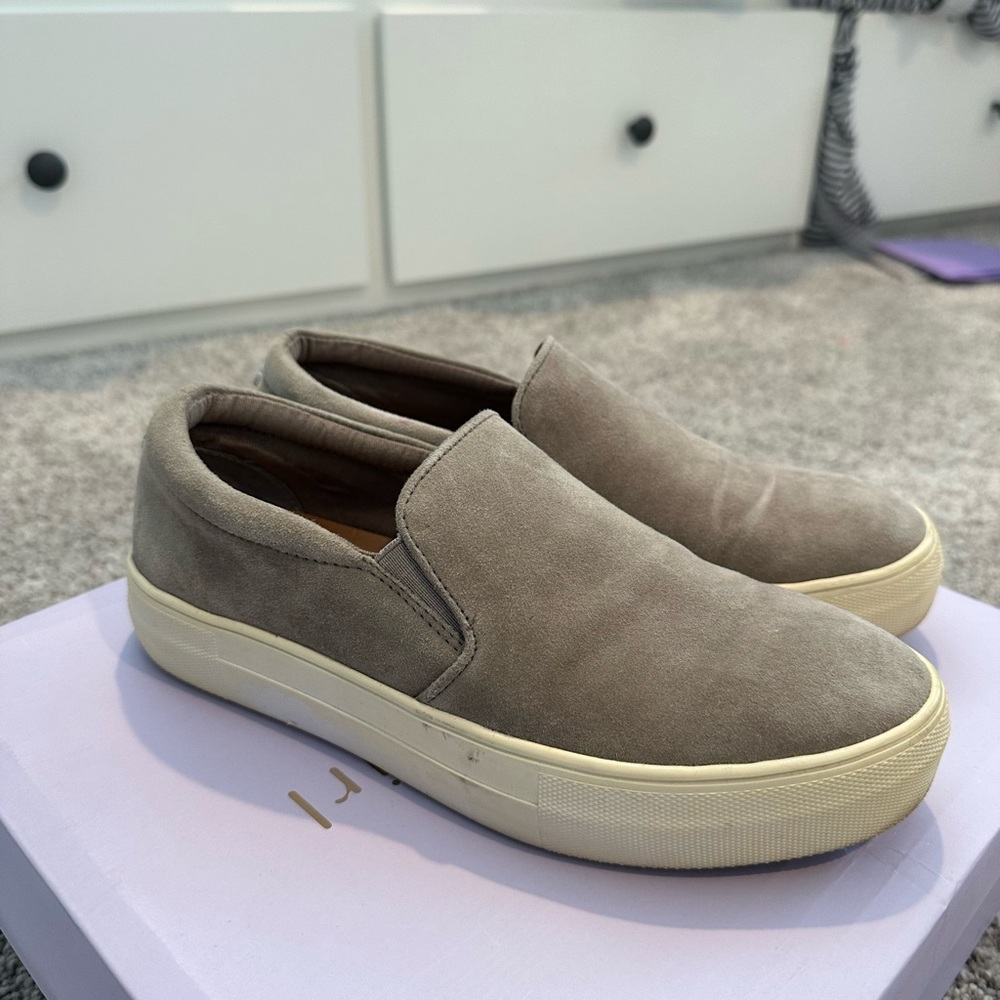 Grey steve madden sneakers